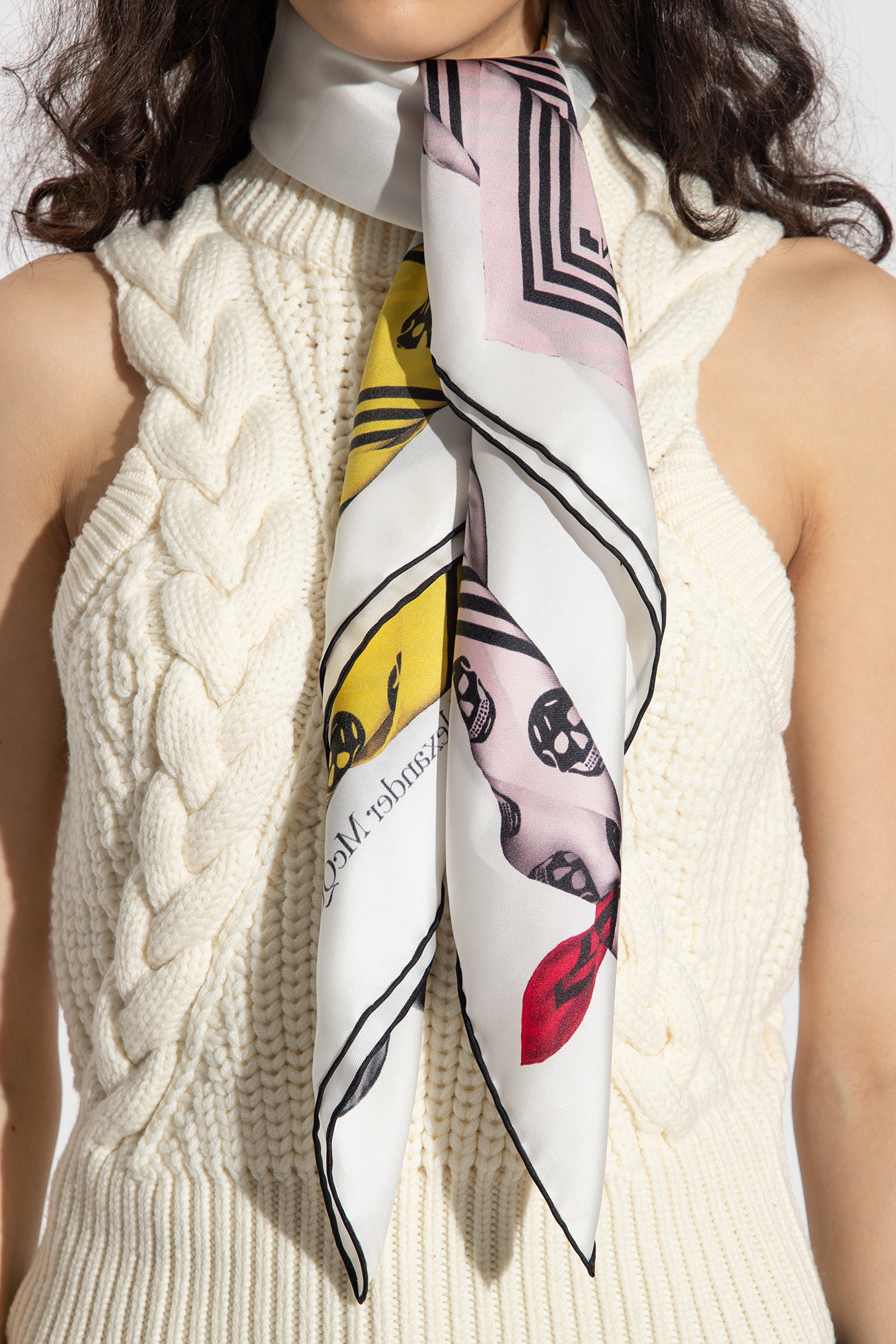 Alexander mcqueen shop silk scarf